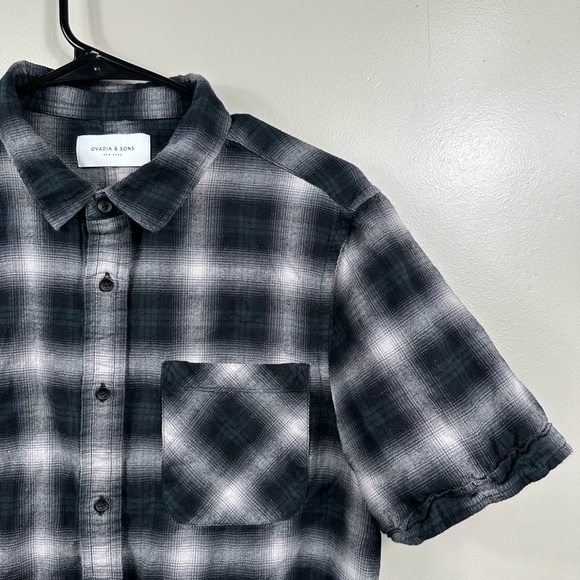 Ovadia & Sons Short Sleeve Relax Fit Camp Button Up Shirt Sz XL - Black and Grey - Picture 3 of 5